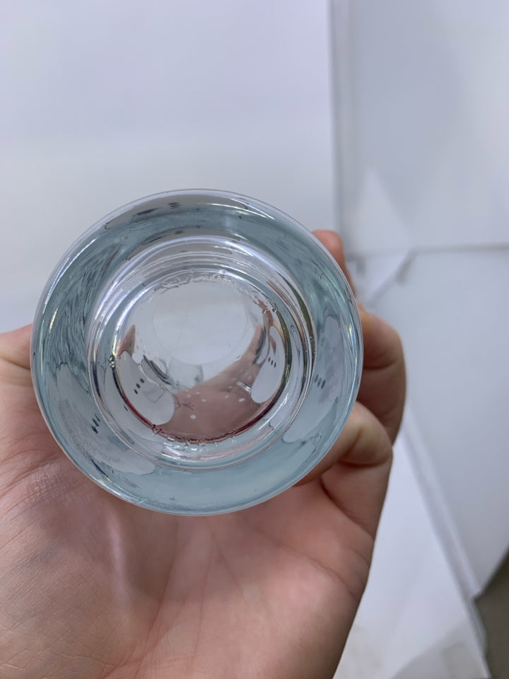 4 CLEAR GLASSES W/ PRINTED SNOWMAN.