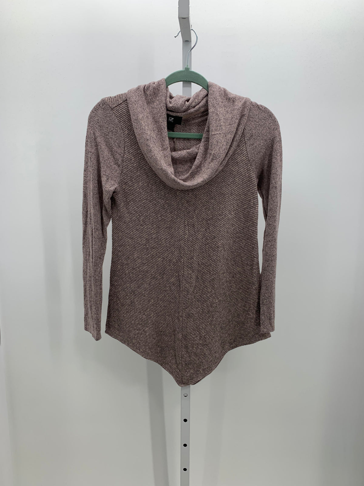 IZ Byer Size Small Juniors Long Sleeve Sweater