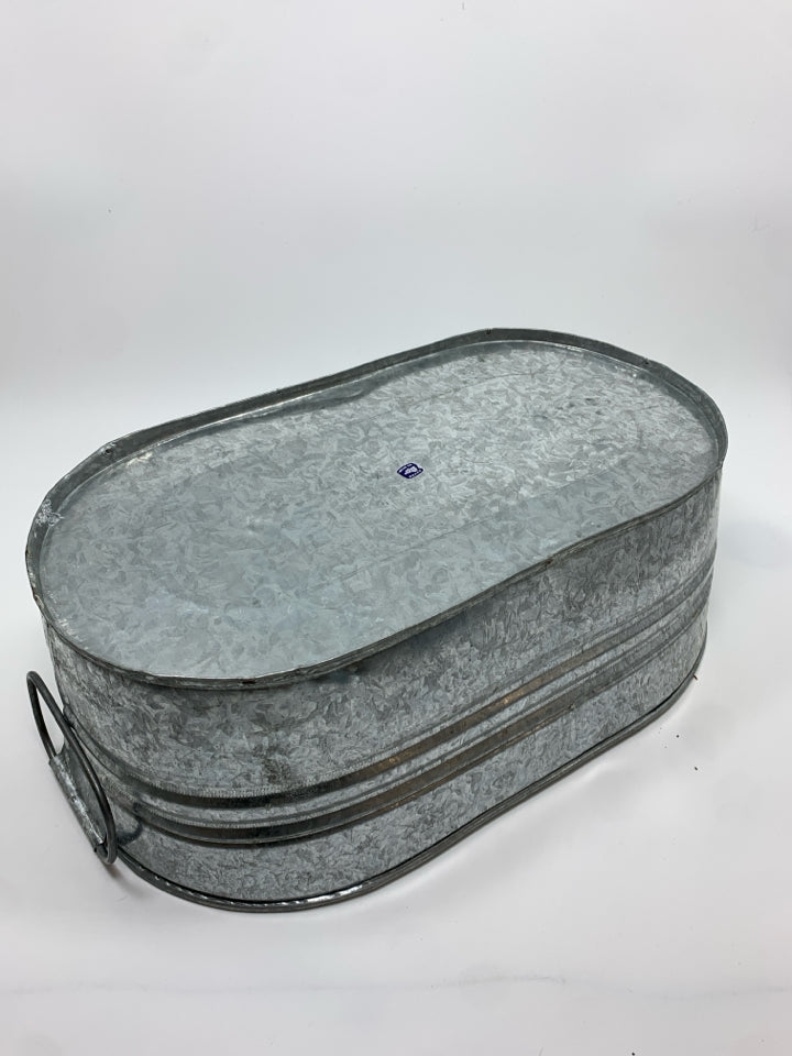 OVAL GALVANIZED BUCKET.