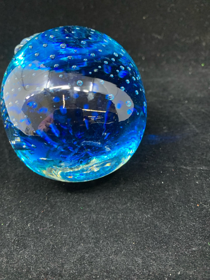 BLUE BUBBLE GLASS APPLE.