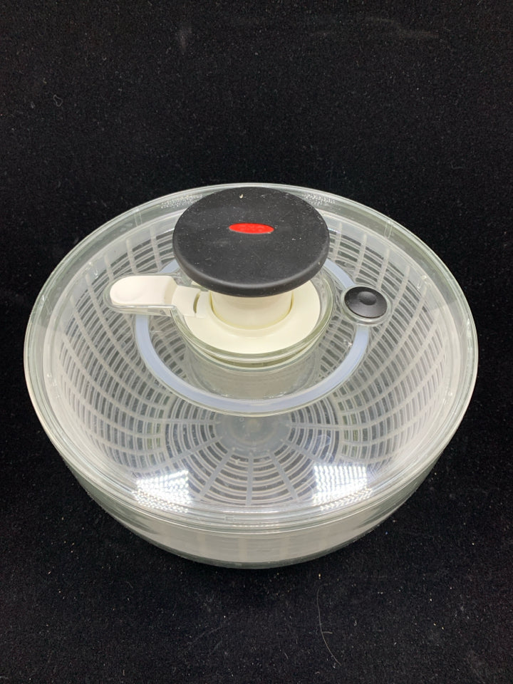 OXO SALAD SPINNER.