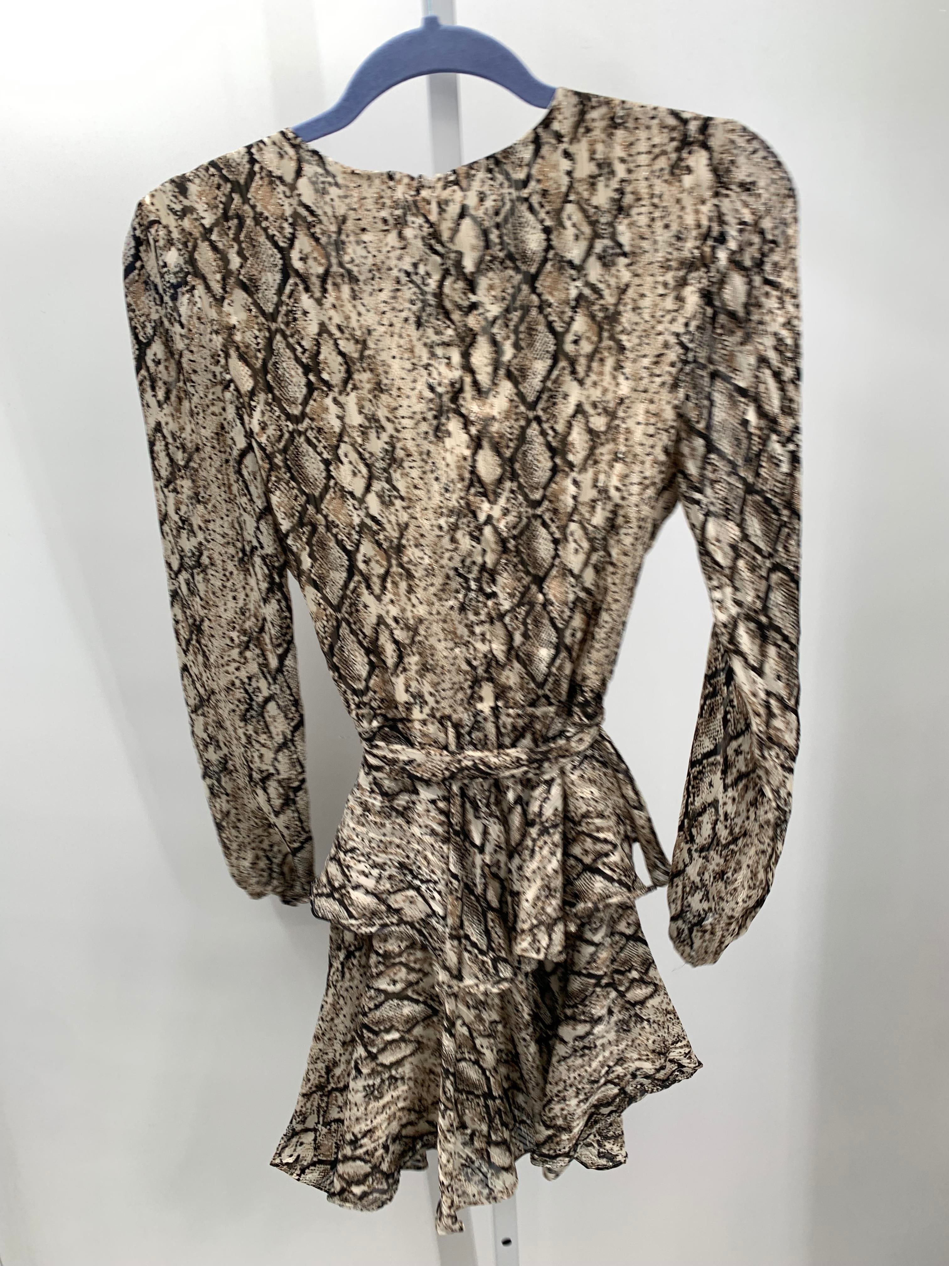 Size Small Misses Long Sleeve Dress