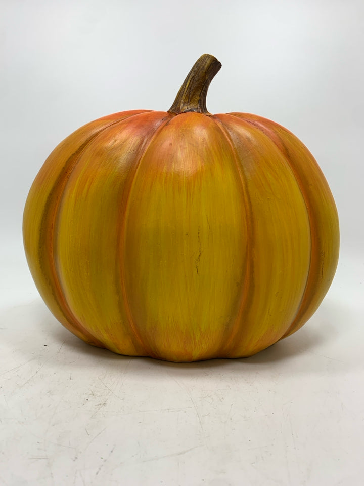 "WELCOME HOME" PUMPKIN.