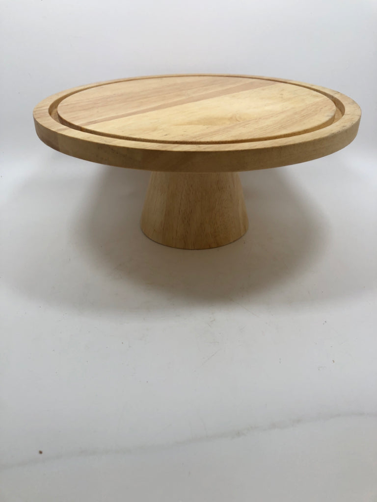 RUBBERWOOD CAKE STAND.
