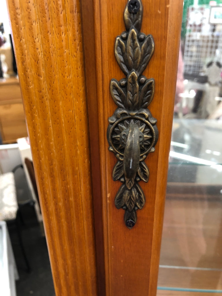 CURIO CABINET W/LIGHTS & GLASS SHELVES.