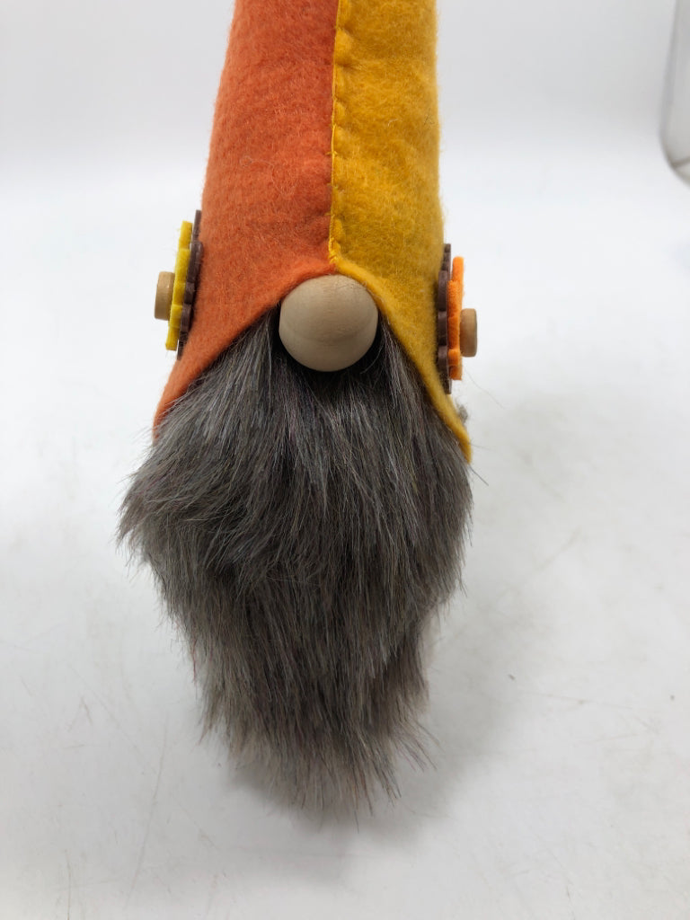 GREY BEARD FALL FABRIC GNOME.