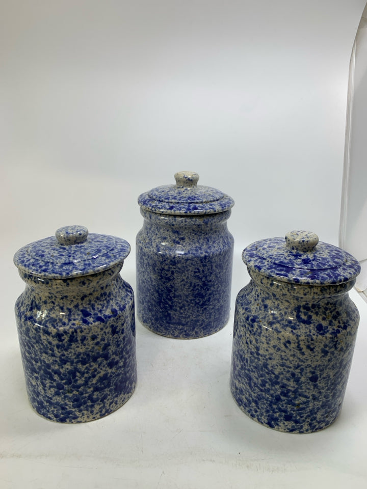 3 BLUE SPONGE CANISTERS COUNTRY LIFE EMPORIUM OF MAINE.