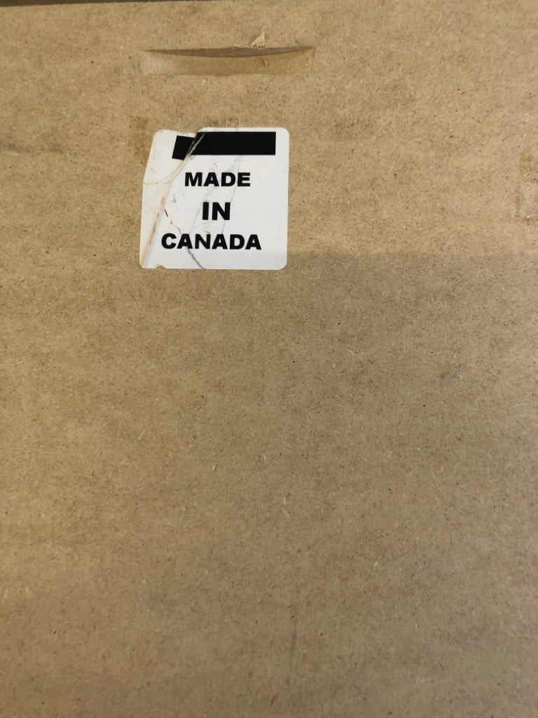 PRIMITIVE HOME SWEET HOME COLONIAL HOME.