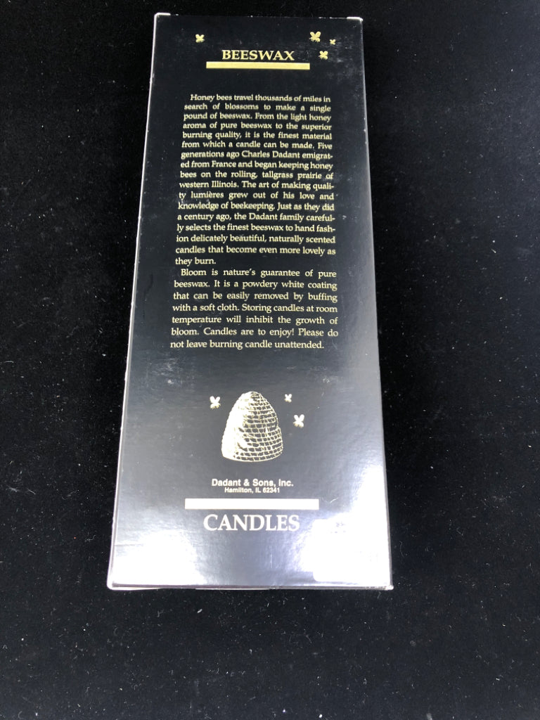 NIB BEESWAX TAPER CANDLE RED/WHITE HOLLY.
