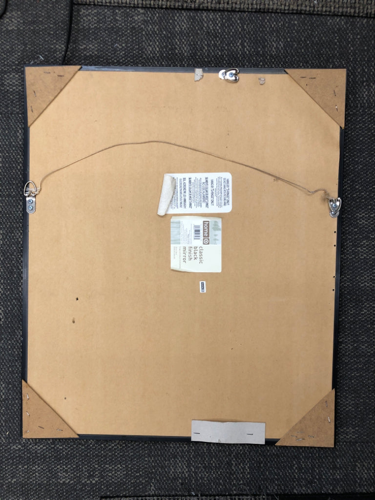 BLACK FRAME LIGHT UP MIRROR.
