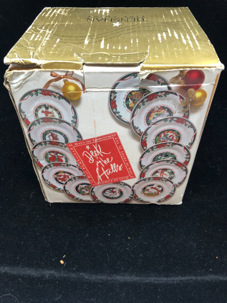 NIB TWELVE DAYS OF CHRISTMAS DESSERT PLATES.