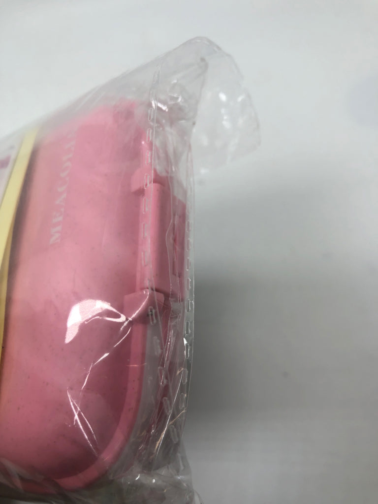NIP TRAVEL PILL ORGANIZER.