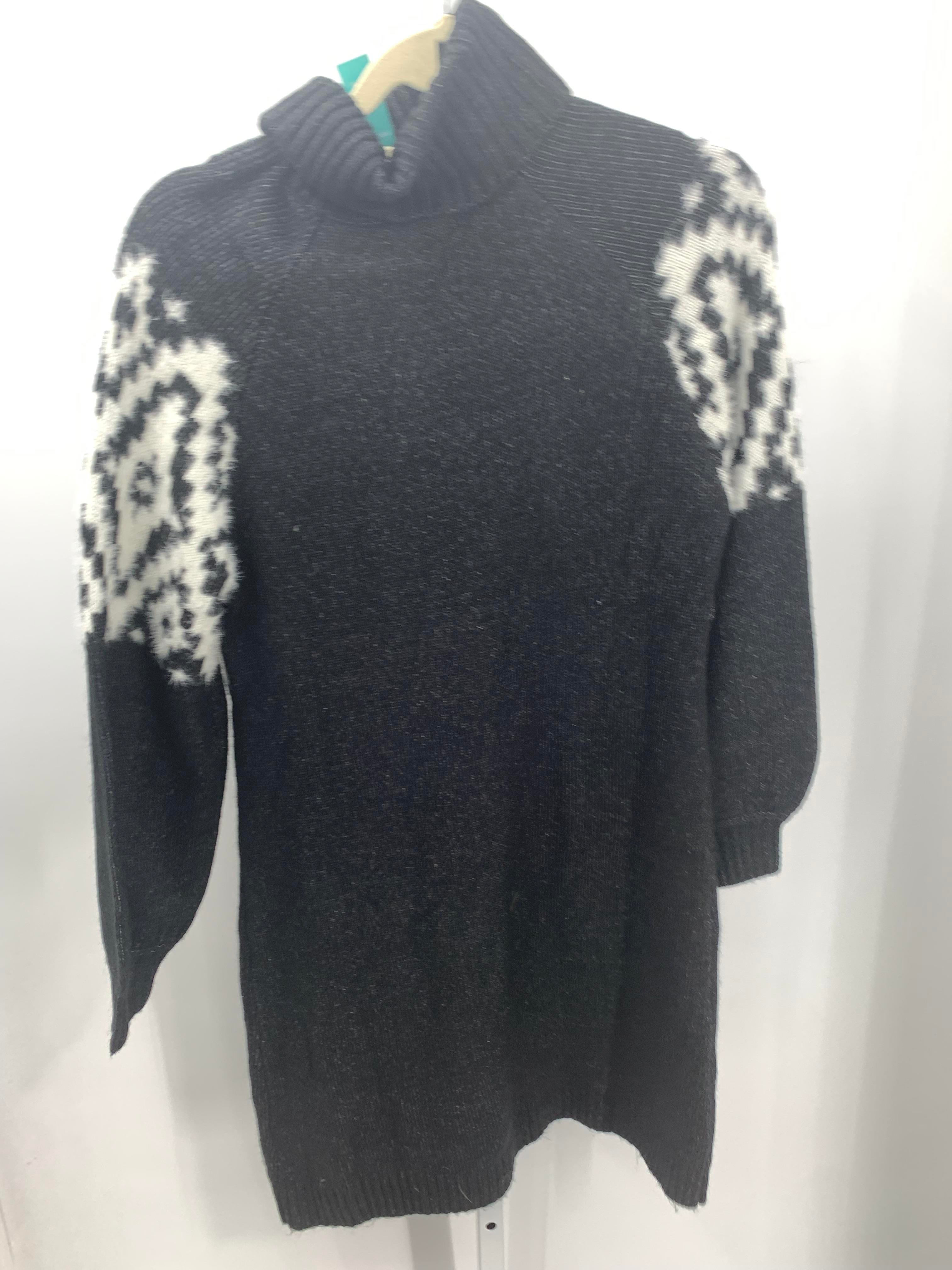 Maurices Size Medium Misses Long Sleeve Dress