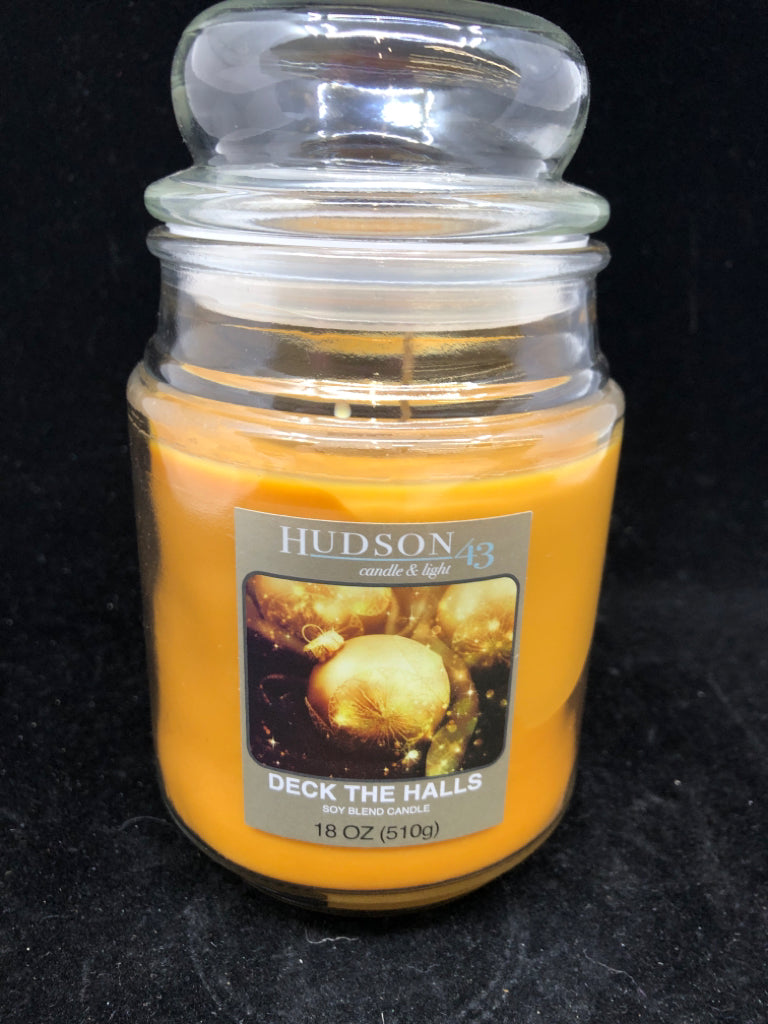 DECK THE HALLS SOY BLEND CANDLE.
