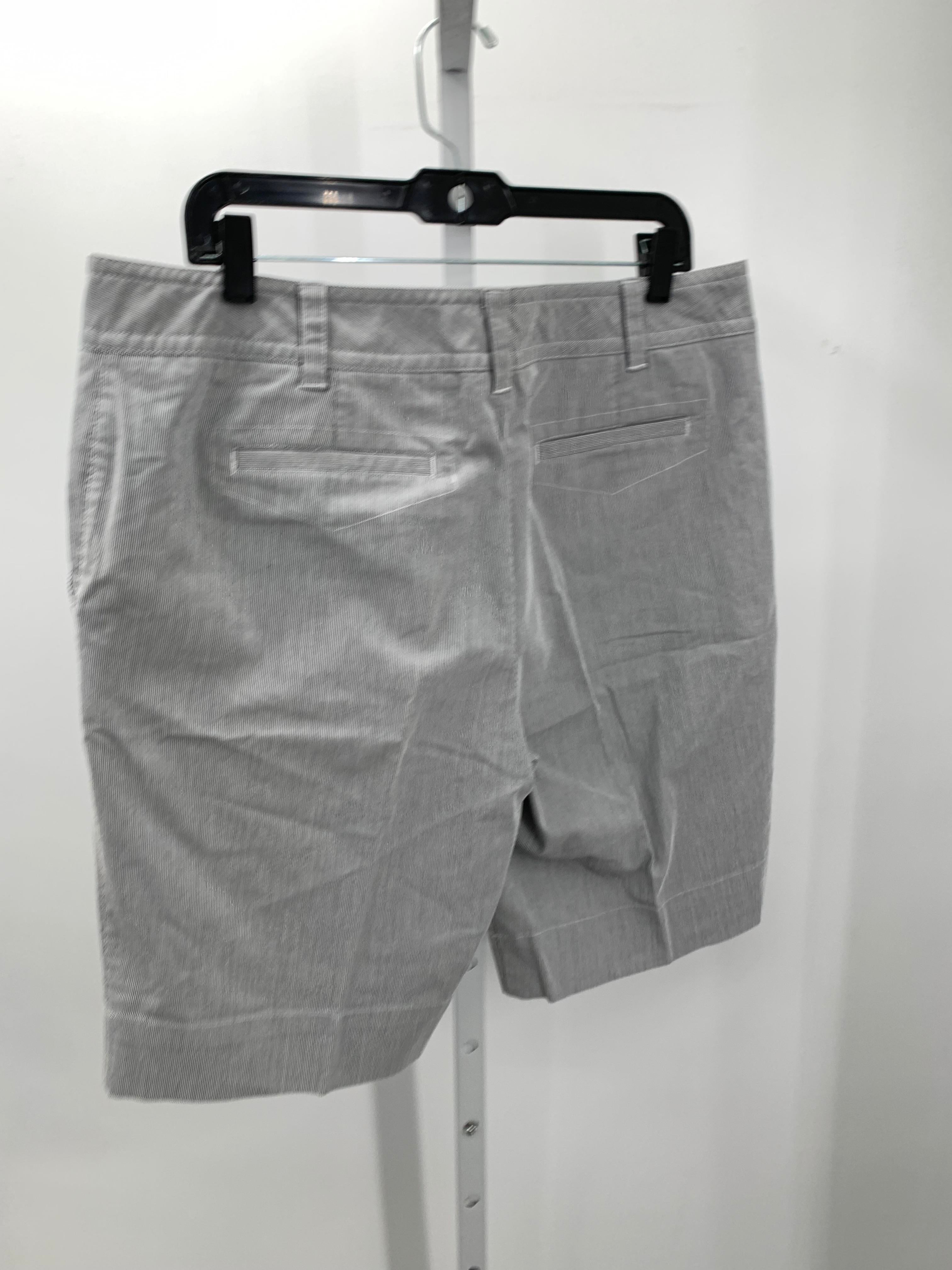 Apostrophe Size 14 Misses Shorts