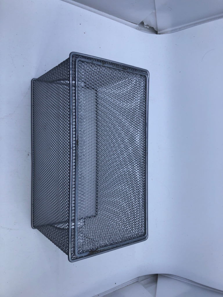 LIGHT GREY METAL FILE STORAGE BIN.
