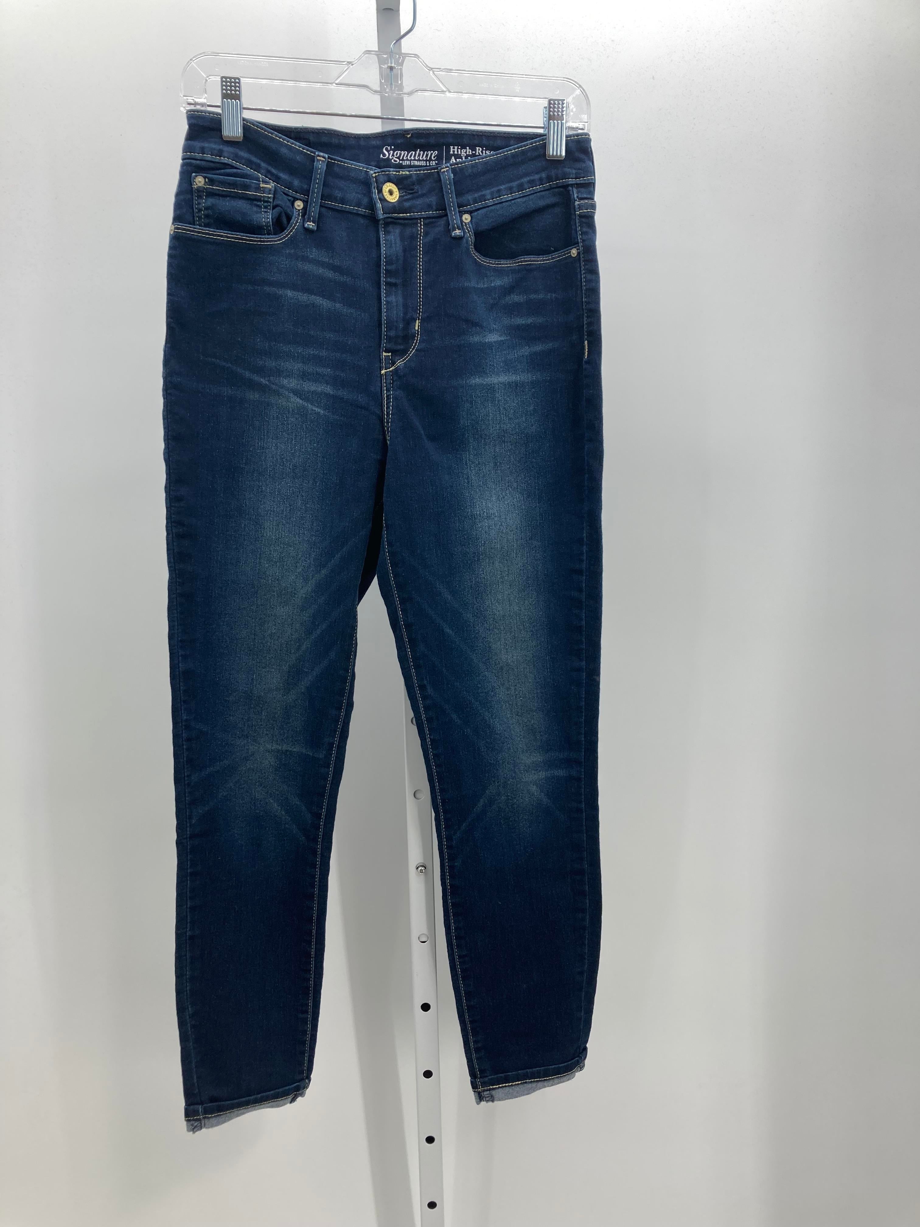 Levis Size 6 Misses Jeans
