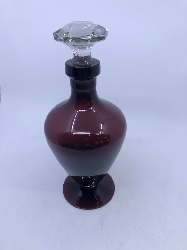5 PC DARK PURPLE DECANTER SET W/ 4 CORDIAL GLASSES.