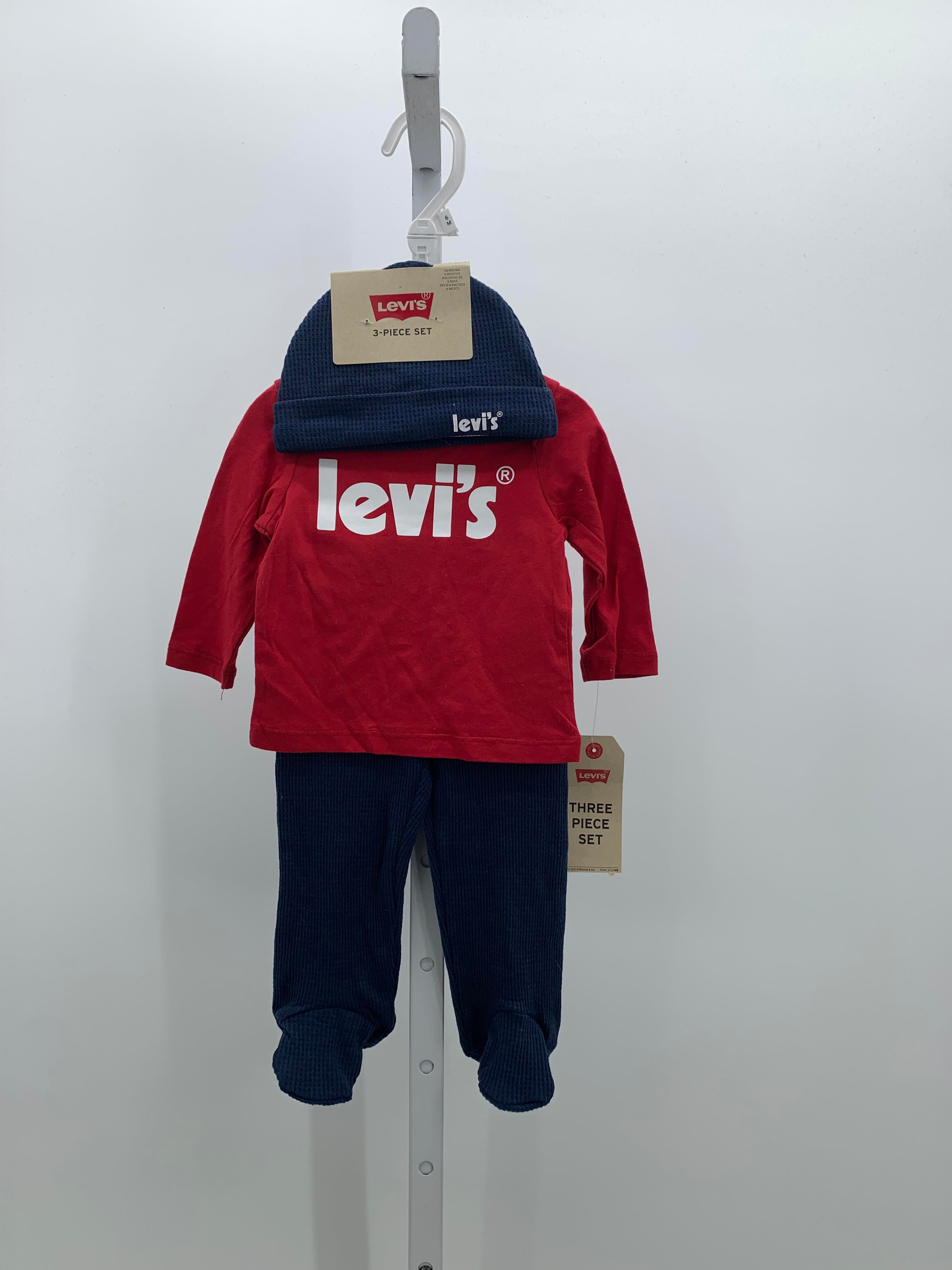KNIT SHIRT AND PANTS