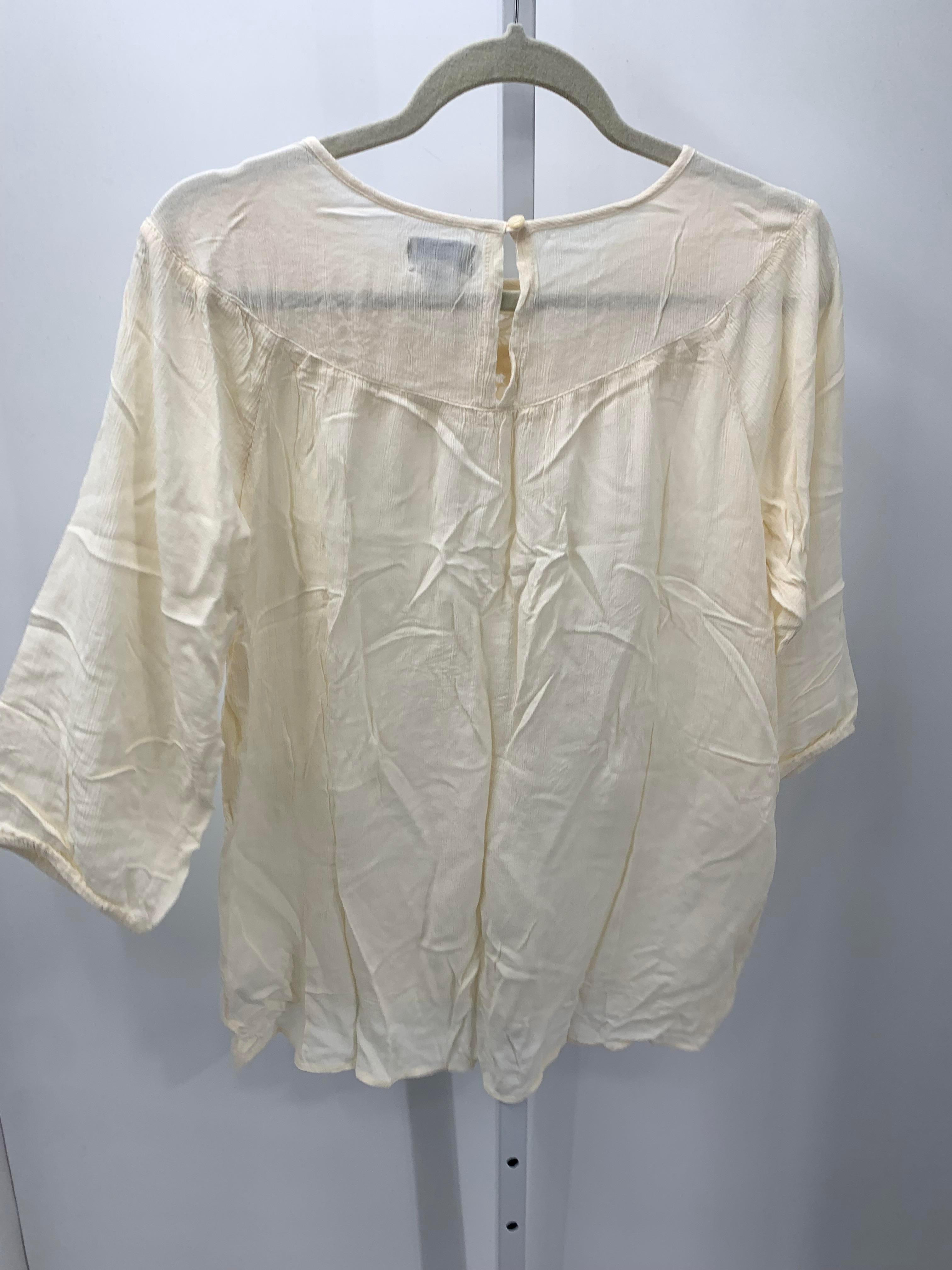 Old Navy Size 16 Plus Girls 3/4 Sleeve Shirt