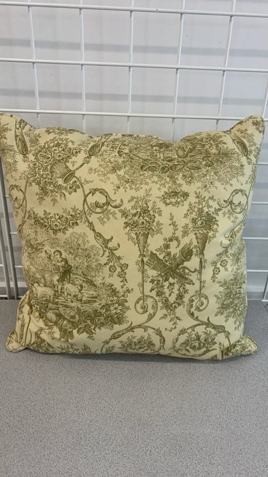 GREEN FLORAL PATTERN ACCENT PILLOW.