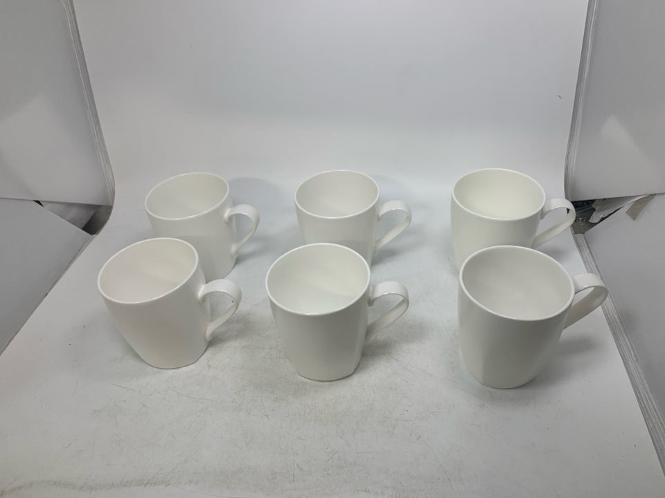 6 STUDIO TU QUATTRO FINE BONE CHINA MUGS.