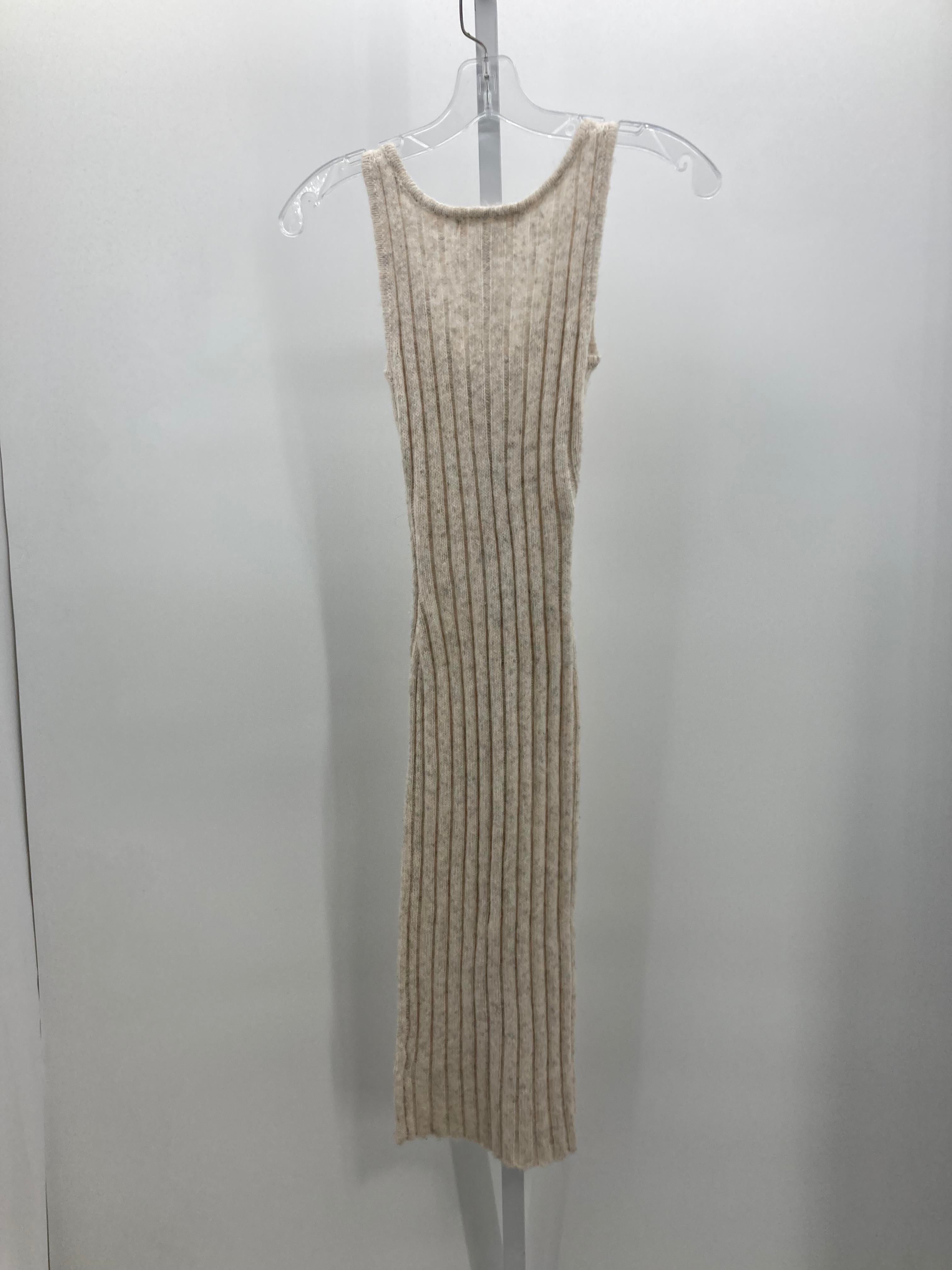 Size X Small Juniors Sleeveless Dress