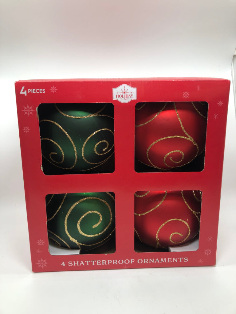 NIB 4PK RED/GREEN LG ORNAMENTS.