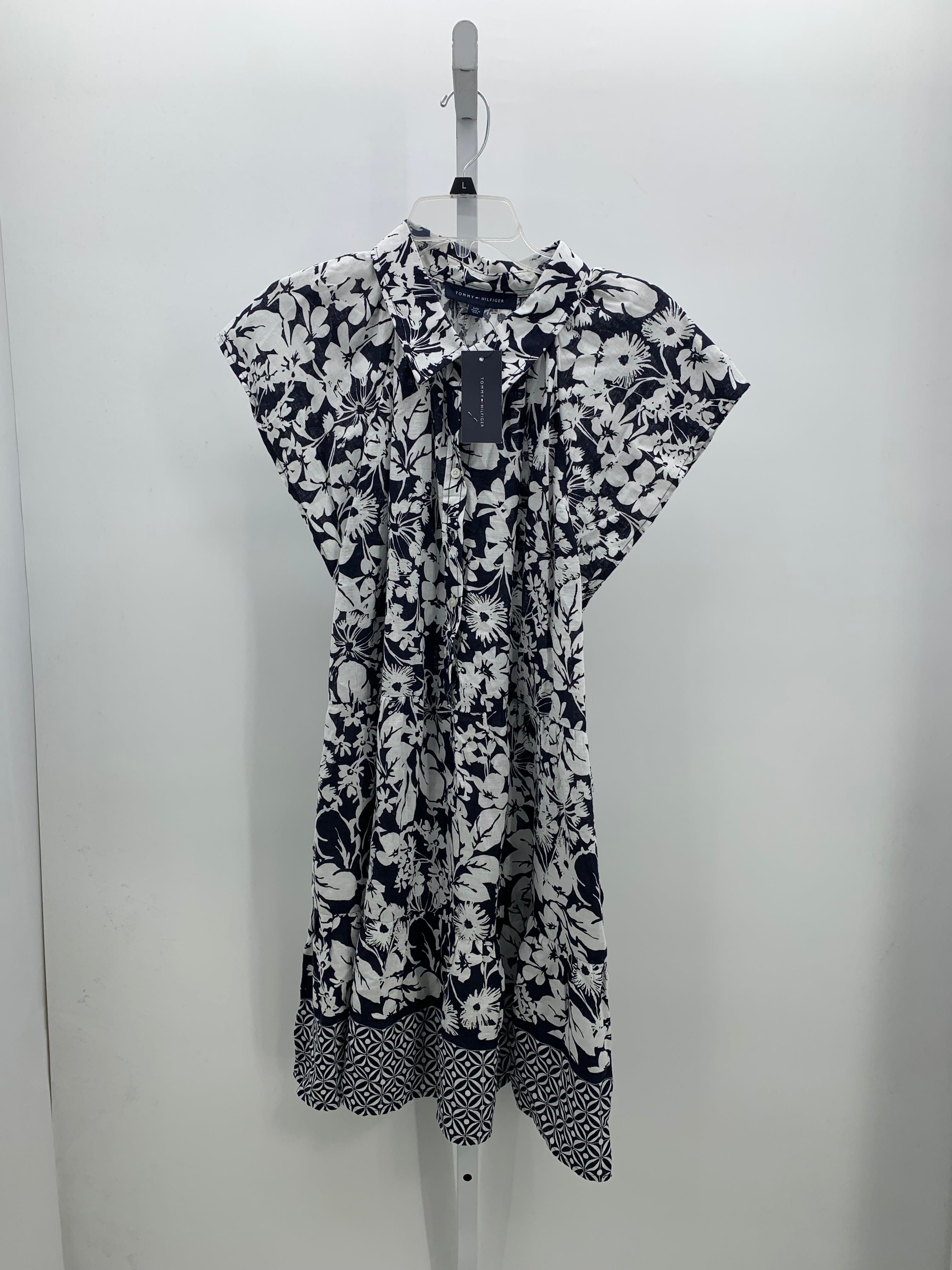 Tommy Hilfiger Size Large Misses Short Sleeve Dress