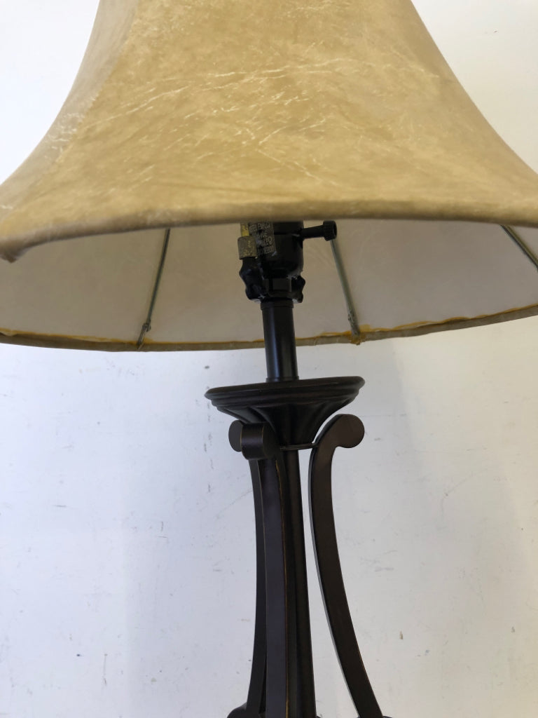 HEAVY METAL BASE LAMP W MARBLE BALL AND FAUX SKIN SHADE.