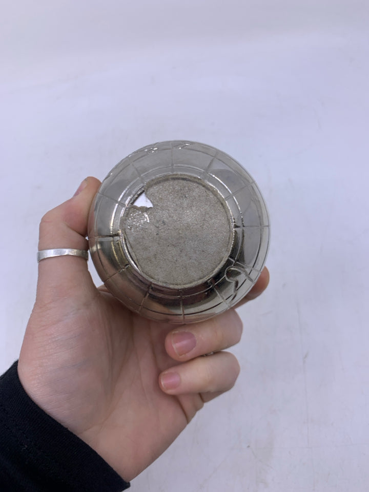 SLIVER METAL GLOBE SPHERE.