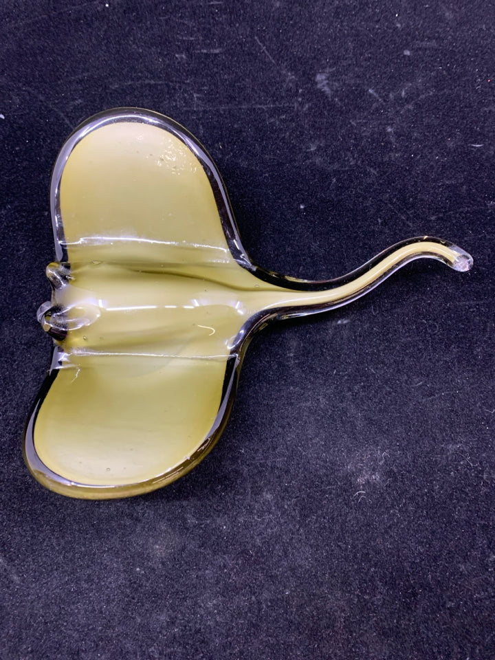 GREEN BLOWN GLASS STINGRAY PAPERWEIGHT.