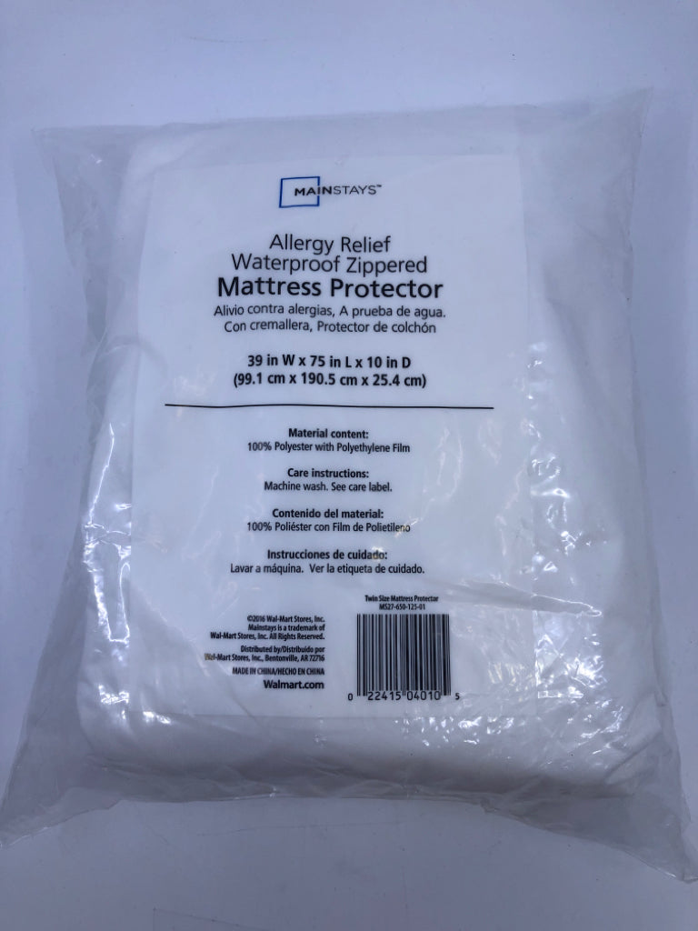NIP MATTRESS PROTECTOR.