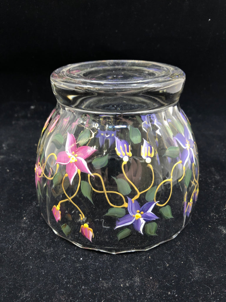 FOOTED GLASS BOWL W PINK AND PURPLE FLORAL.