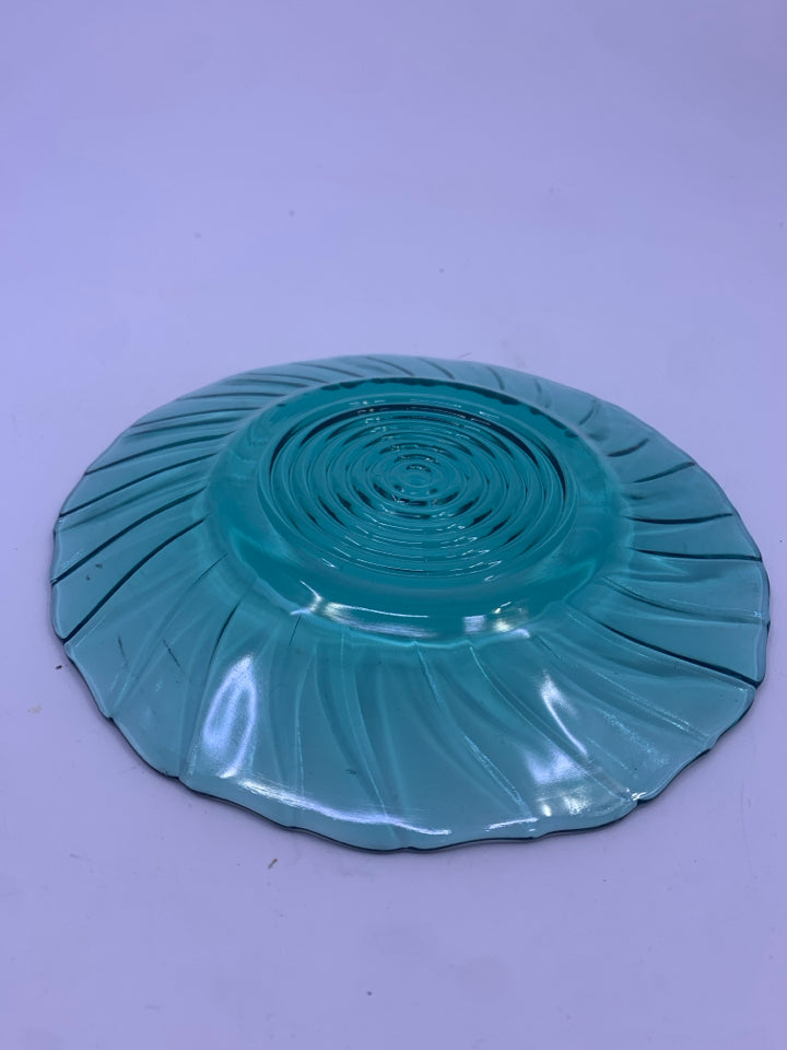 5 TEAL GLASS PLATES.
