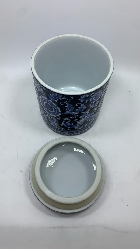 CERAMIC CANISTER W/BLUE FLORALS.