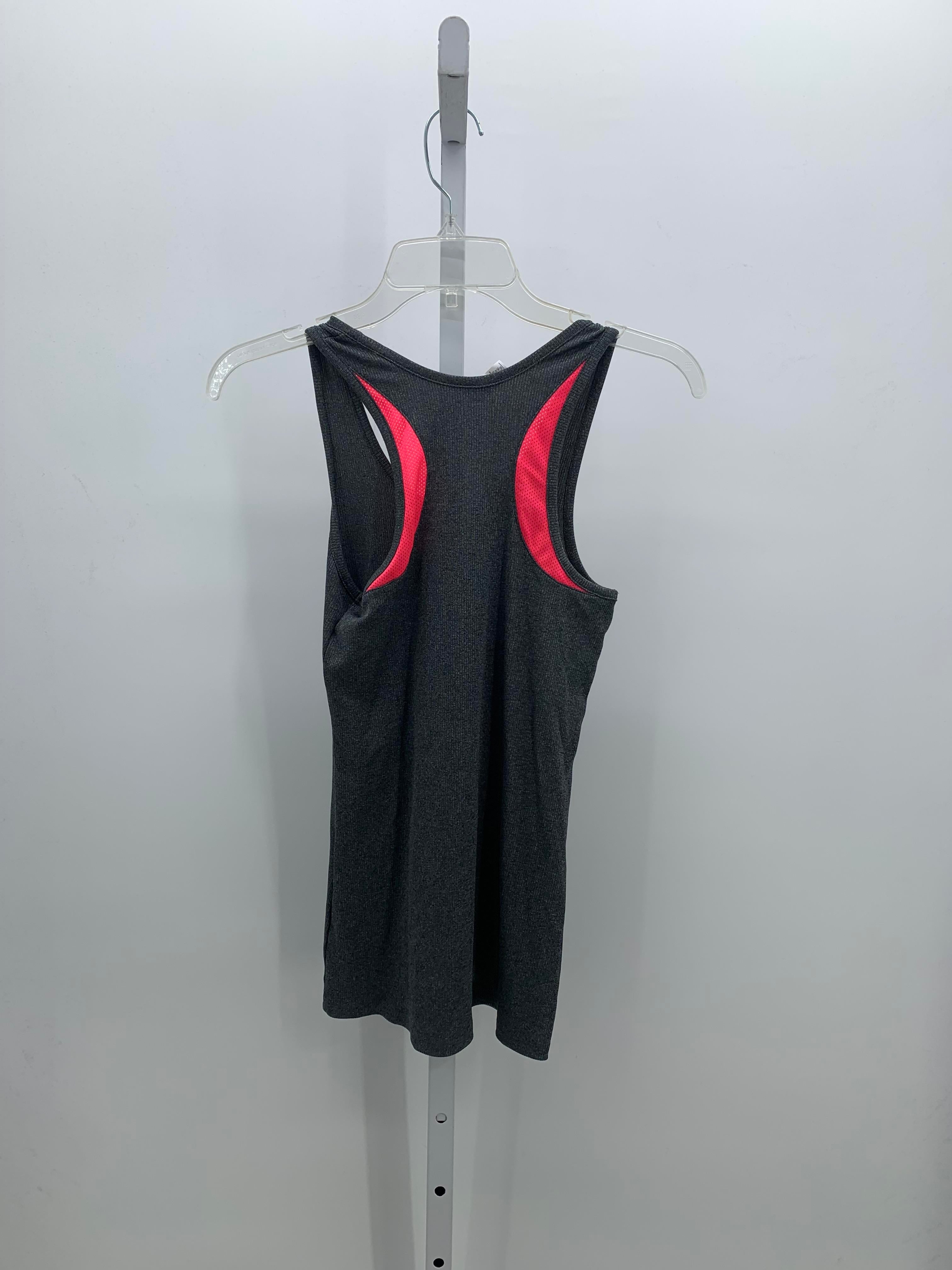 Under Armour Size Small Misses Tank