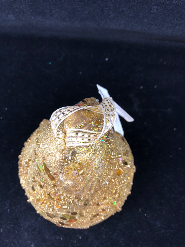 GOLD GLITTER PEAR.