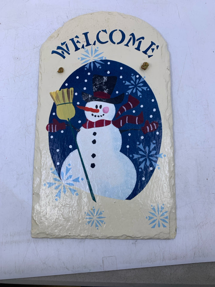 STONE SLATE WELCOME SNOWMAN HOLDING BROOM WALL HANGING.