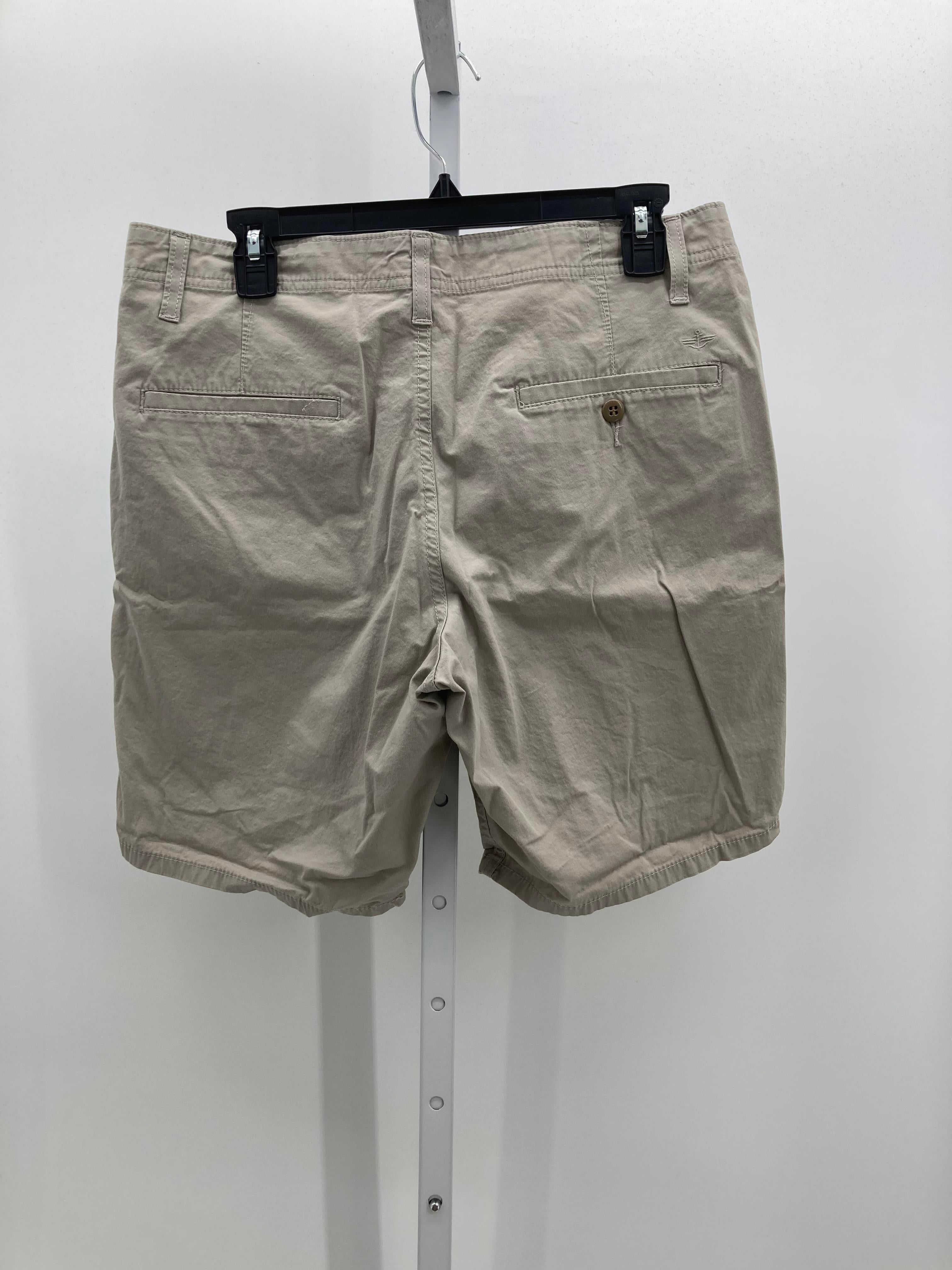 KHAKI SHORTS