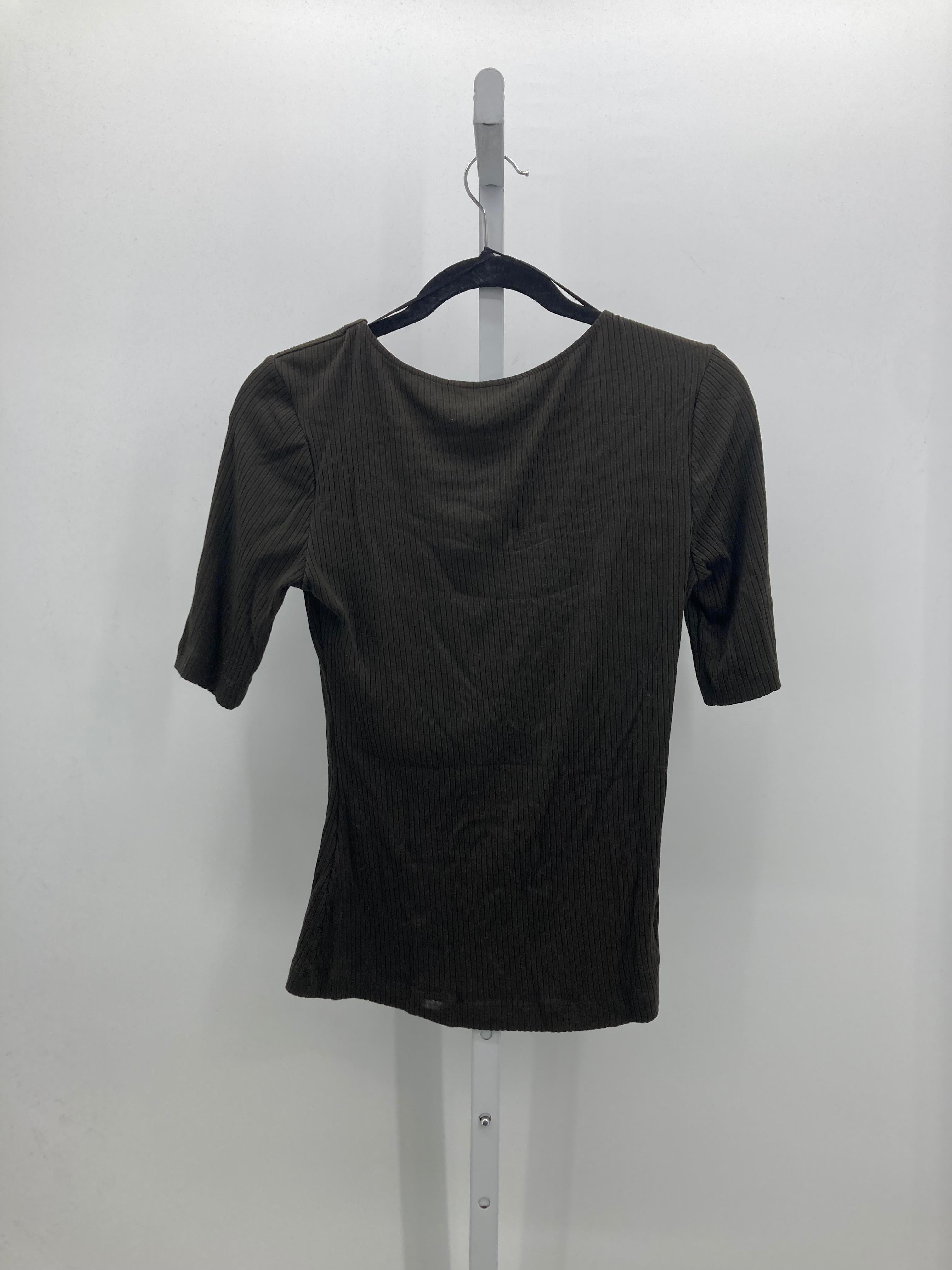 H&M Size Small Misses Short Sleeve Shirt