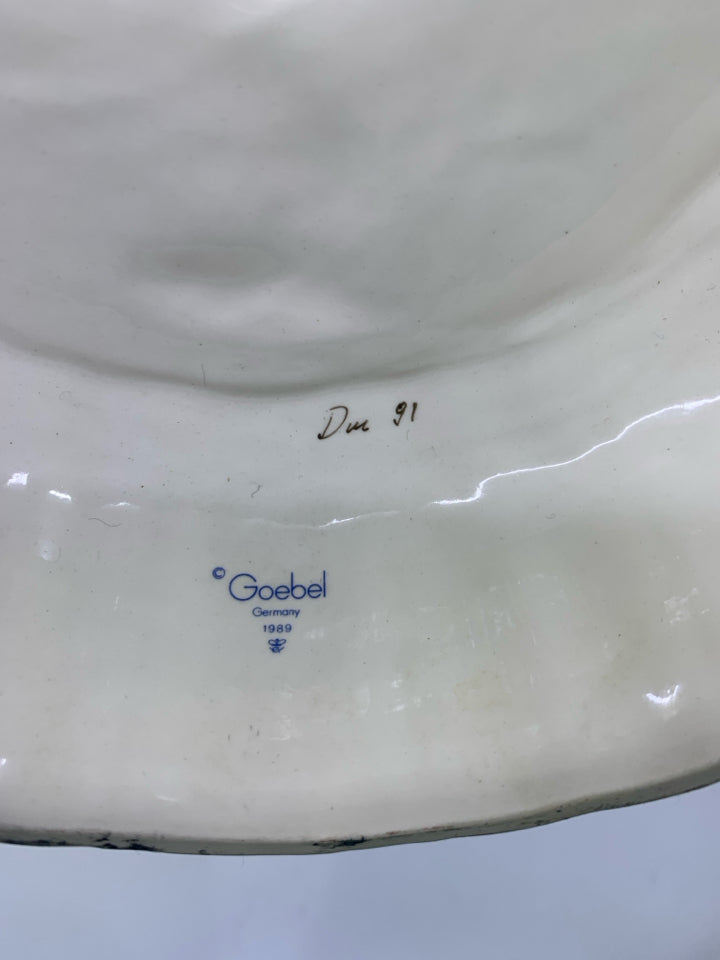 VTG HUMMEL "SWEET AS CAN BE" 1989 WALL PLAQUE/CAKE MOLD.