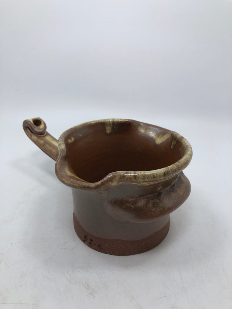 BROWN GLAZED POTTERY BUTTER WARMER.