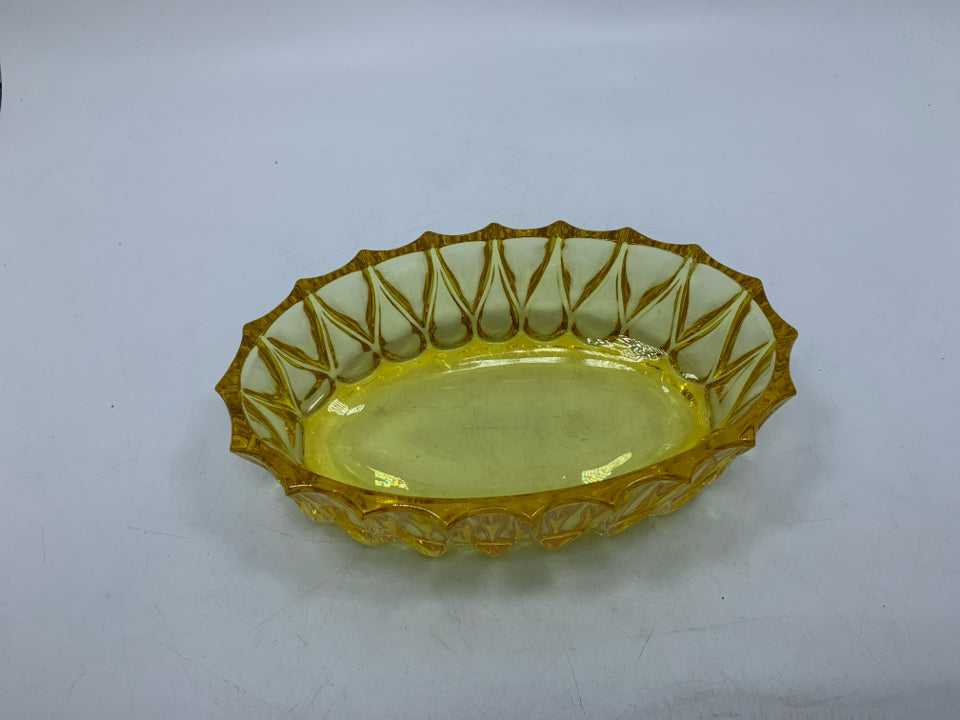 BRIGHT YELLOW OVAL HEAVY GLASS TEXTURED CANDY DISH.