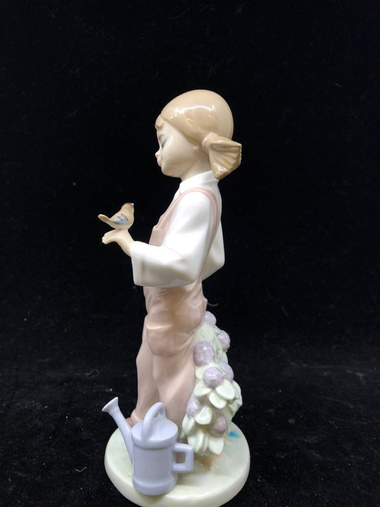 LLADRO GIRL IN PINK OVERALLS W BIRD.