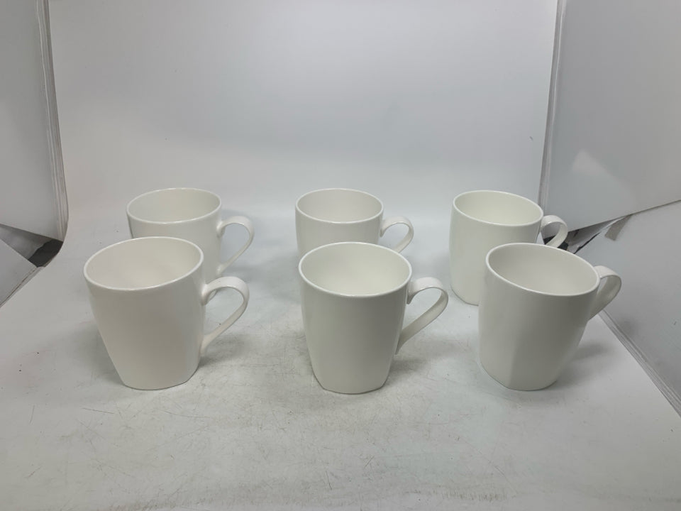 6 STUDIO TU QUATTRO FINE BONE CHINA MUGS.