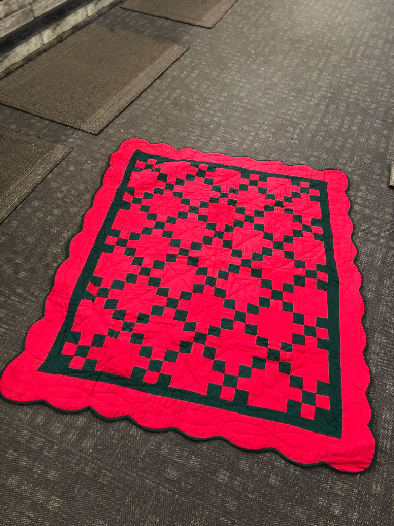 RED AND GREEN QUILTED TABLECLOTH.