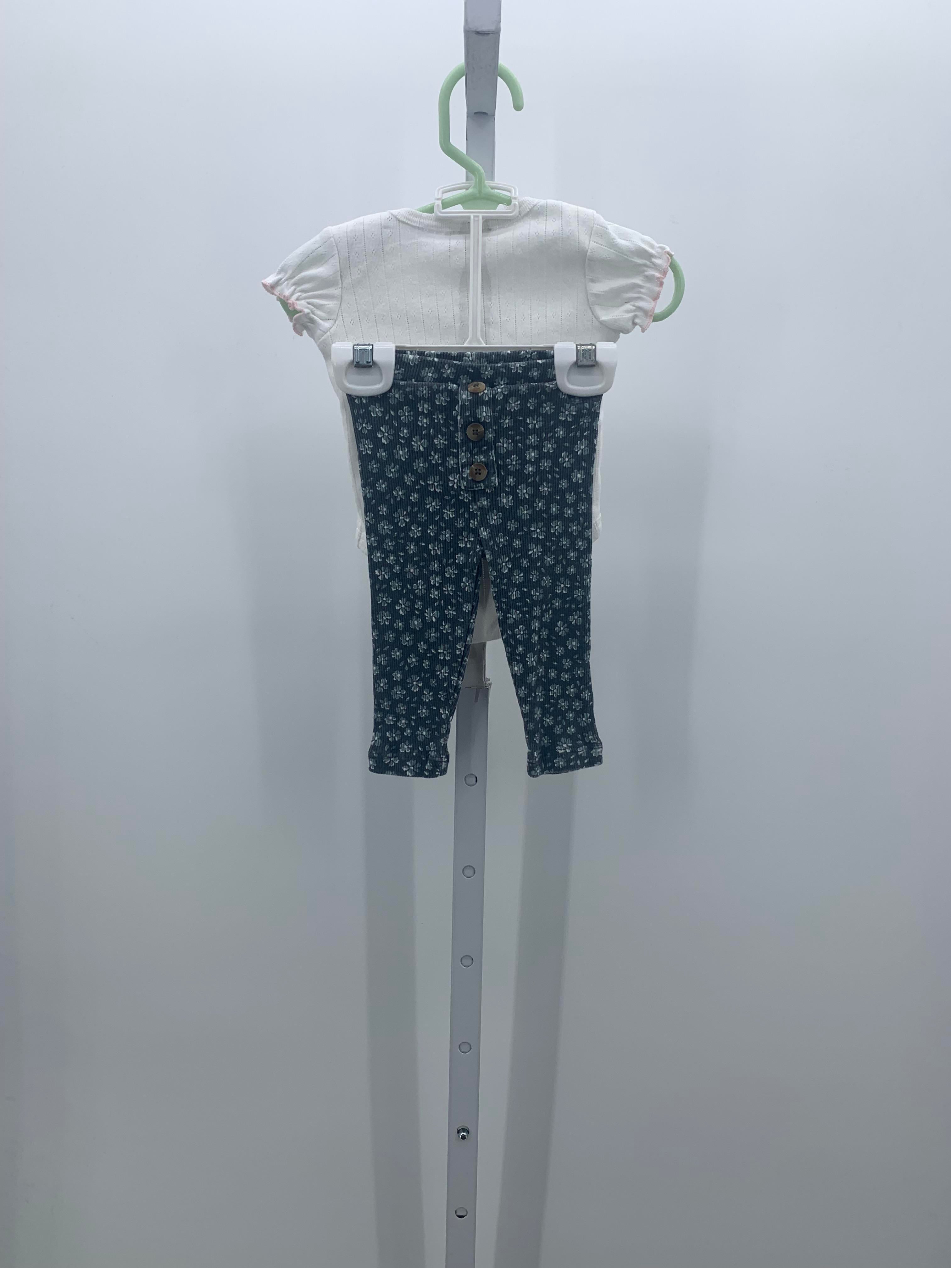 Nicole Miller Size 0-3 months Girls 2 Pieces