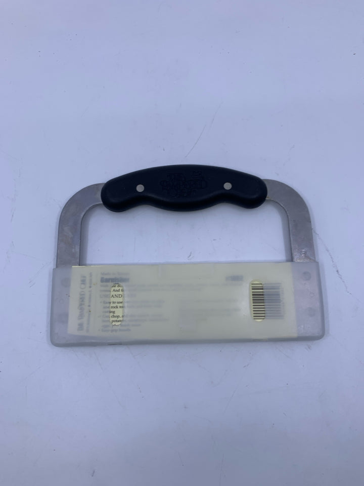 METAL GARNISHER CHOPPER/CUTTER W/ SAFETY SLEEVE.