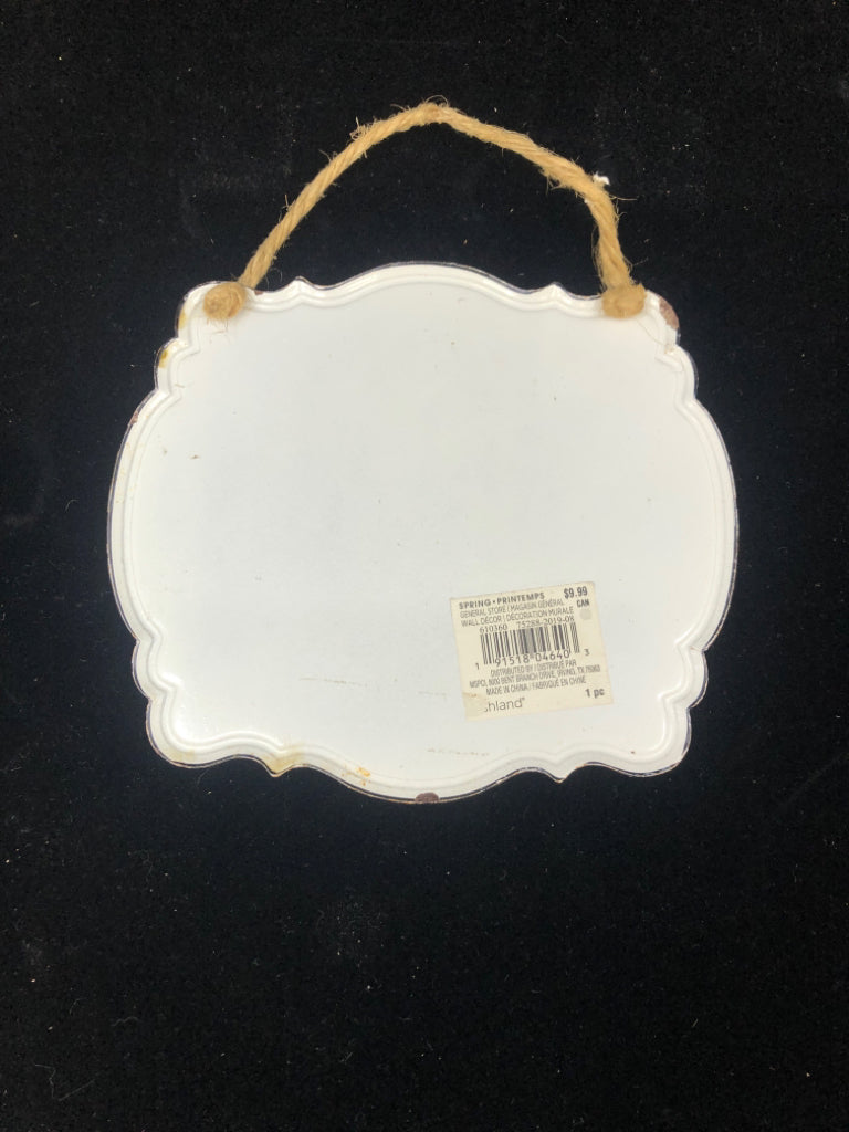 WIPE YOUR PAWS SIGN.